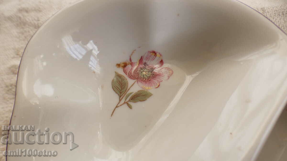 Old Bulgarian porcelain Isis salt shaker with price 6.00 BGN | € 3.07 Old Bulgarian porcelain Isis salt shaker with price 6.00 BGN | € 3.07