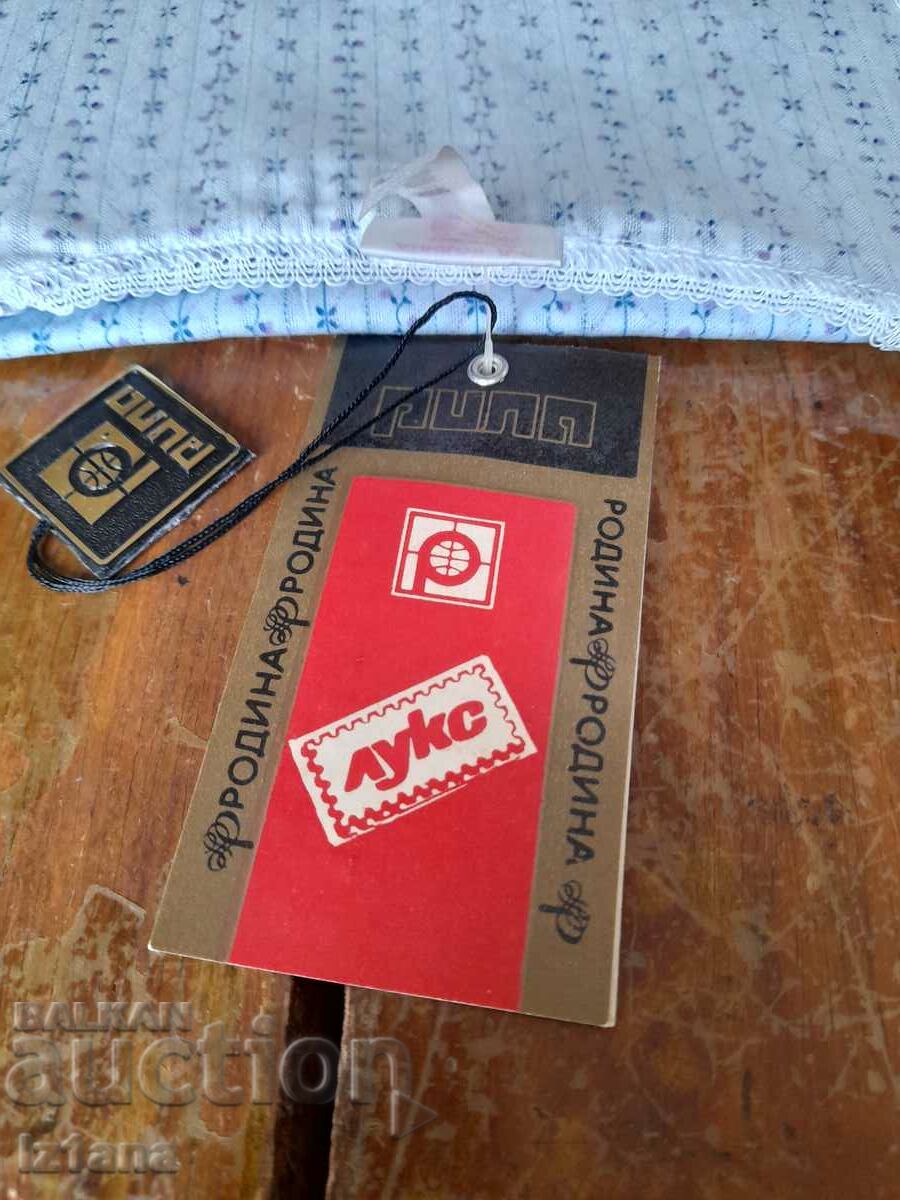 Delivery of Old lady's nightgown Delivery of Old lady's nightgown