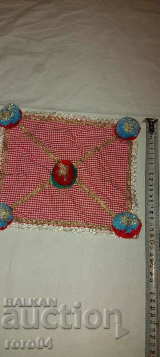 ΣΤΕΓΗ ΚΑΡΑΚΑΤΣΑΝ με τιμή 54.00 BGN | € 27.61 ΣΤΕΓΗ ΚΑΡΑΚΑΤΣΑΝ με τιμή 54.00 BGN | € 27.61