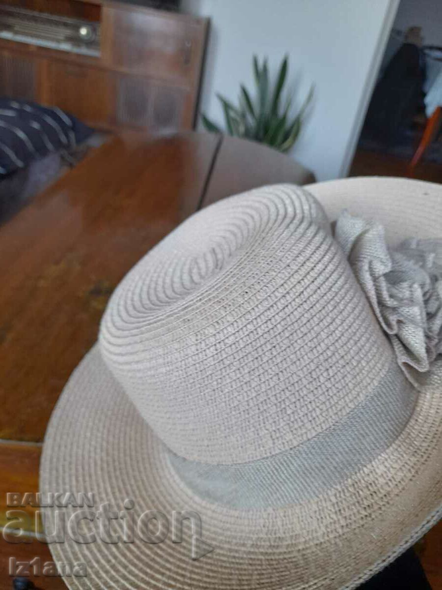 Delivery of Old hat, cap Delivery of Old hat, cap