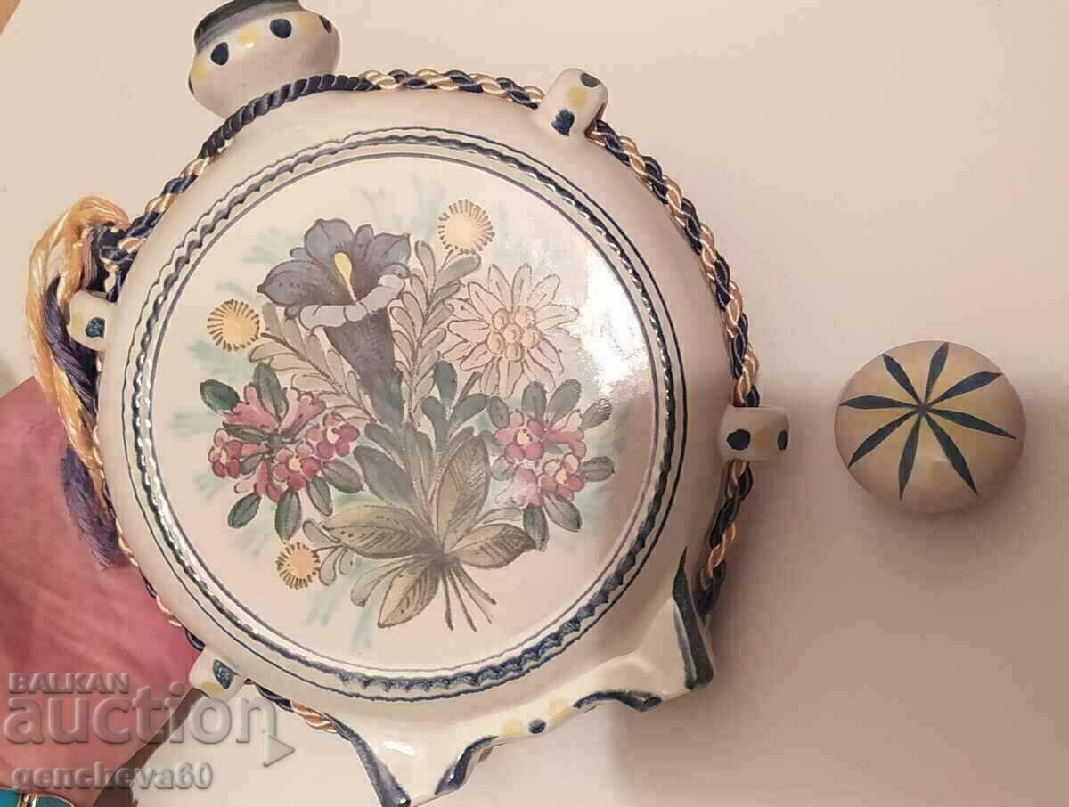 Licitație Frumoasă fundă colorată, inițiale, sigiliu