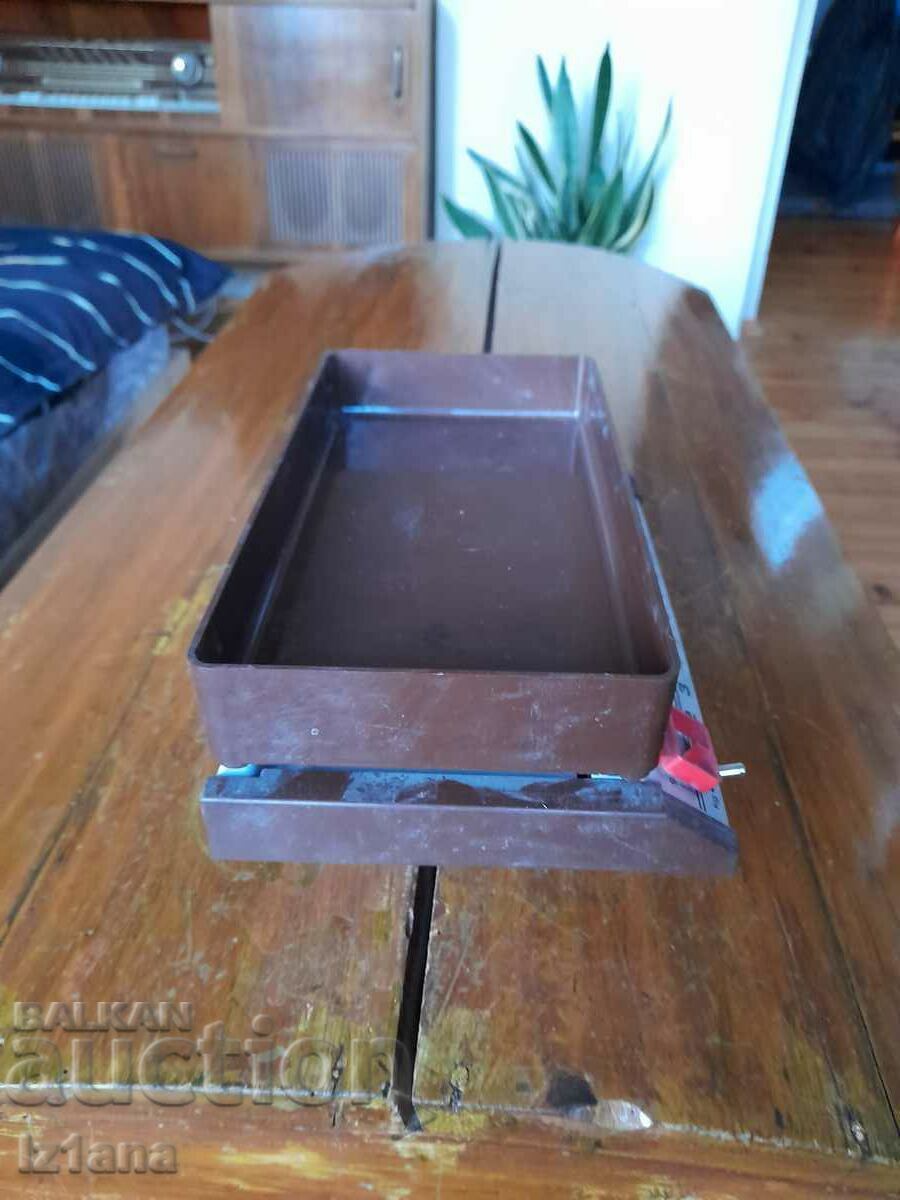 Auction Old kitchen scale, Silva 2 scale Auction Old kitchen scale, Silva 2 scale