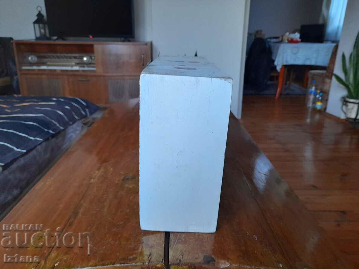 Old first aid kit - 5 Old first aid kit - 5