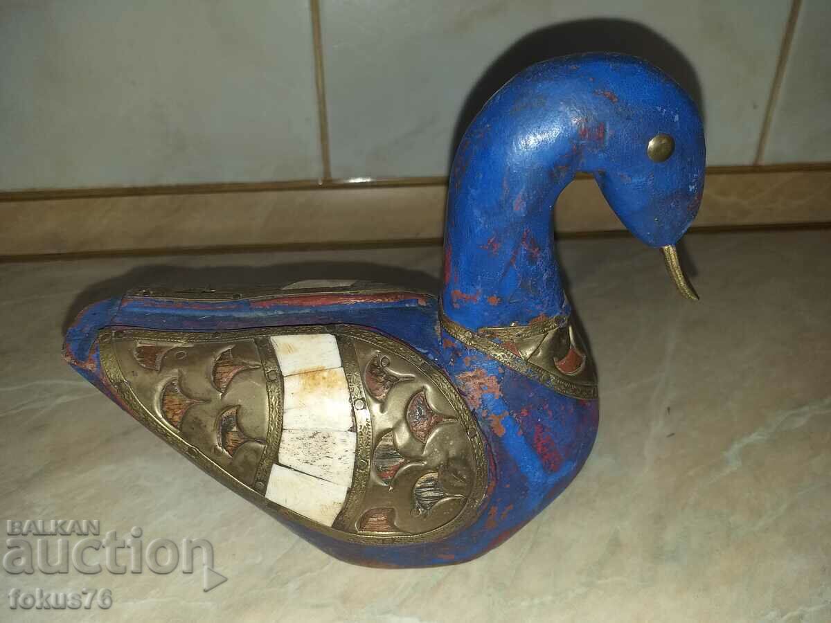 A great blue wood duck with brass and bone with price 59.00 BGN | € 30.17 A great blue wood duck with brass and bone with price 59.00 BGN | € 30.17