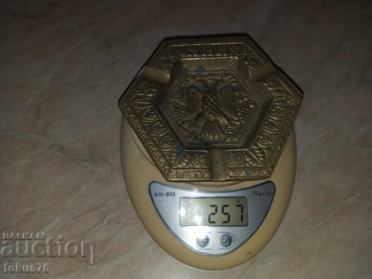 Δημοπρασία Τασάκι χάλκινο δικέφαλο αετό ογκώδες