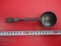 Great pewter spoon 11
