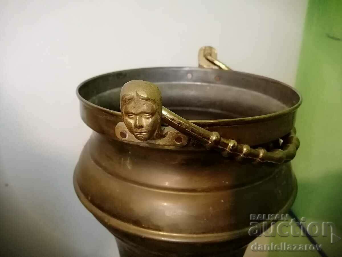 Σπάνιο παρκέ αντίκες CHAMPAGNIERE, περίπου 1900. με τιμή 260.00 BGN | € 132.94 Σπάνιο παρκέ αντίκες CHAMPAGNIERE, περίπου 1900. με τιμή 260.00 BGN | € 132.94