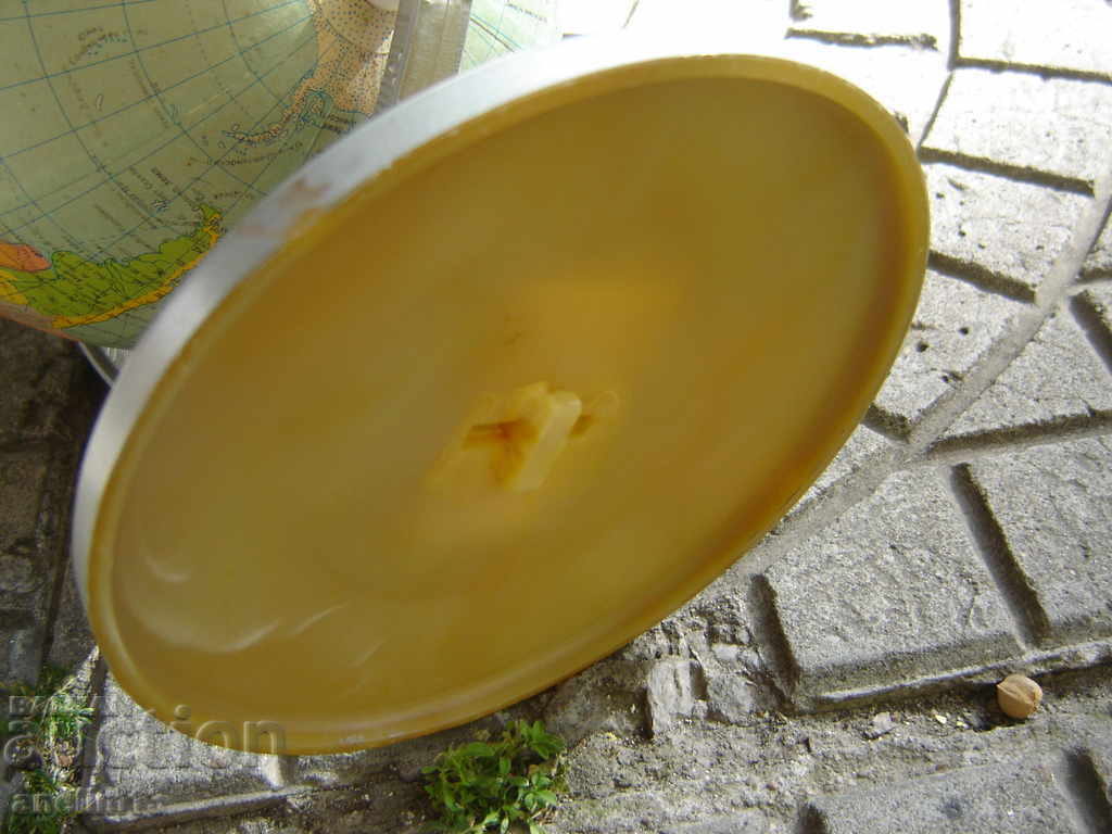 OLD GEOGRAPHIC GLOBE - 7 OLD GEOGRAPHIC GLOBE - 7