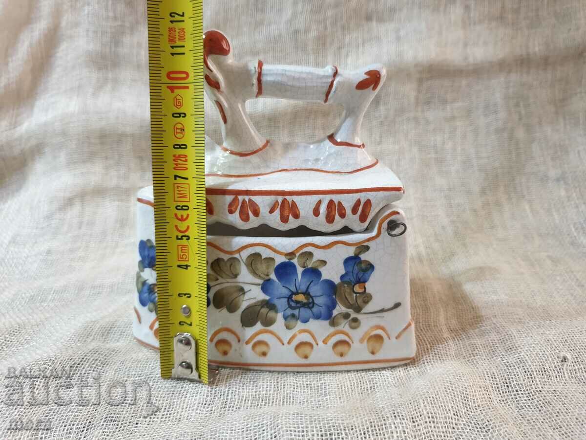 Small porcelain iron - 5 Small porcelain iron - 5