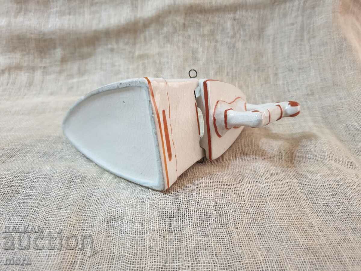 Small porcelain iron - 7 Small porcelain iron - 7