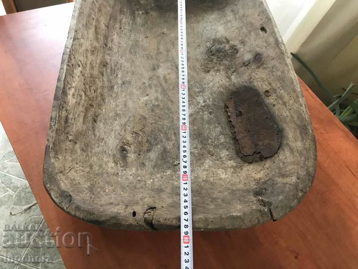 Auction OLD WOODEN Trough HANDCRAFT NIGHT DISH PROP Auction OLD WOODEN Trough HANDCRAFT NIGHT DISH PROP