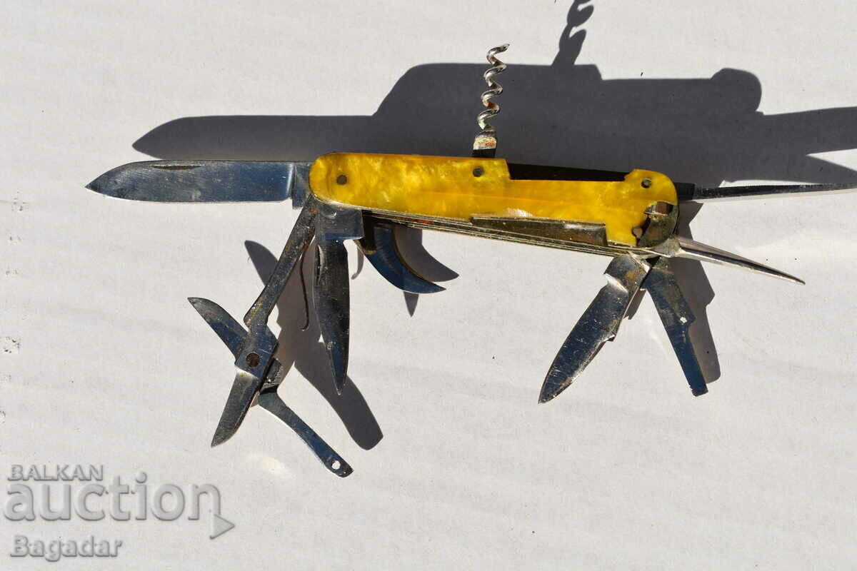 Стара Руско ножче с цена € 30.00 | 58.67 лв.