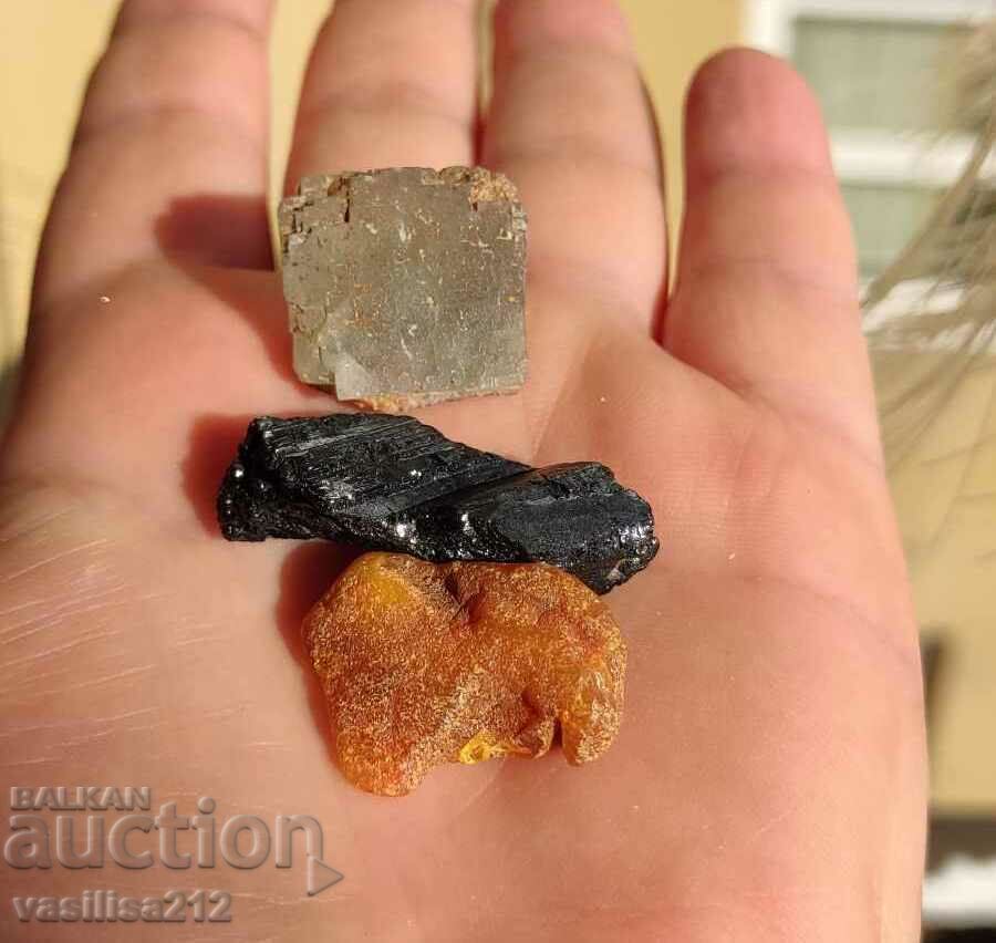 Amber, fluorite and black tourmaline