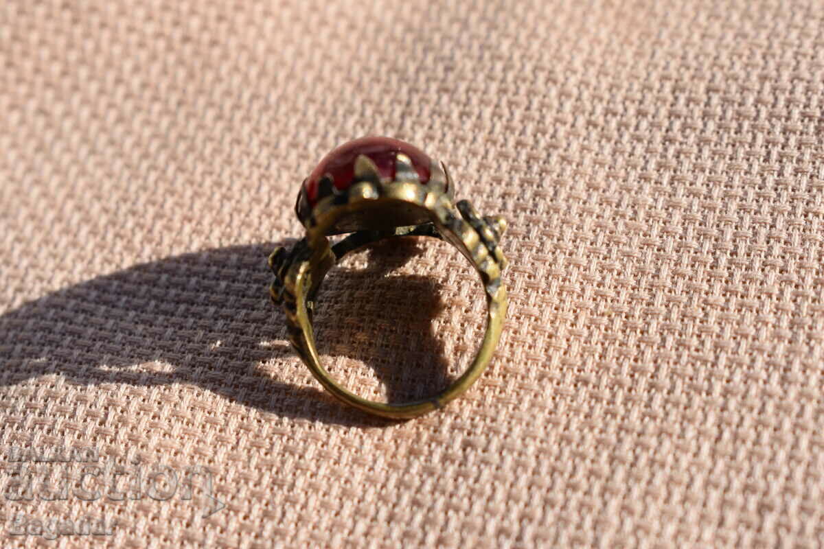 Auction  Renaissance ring