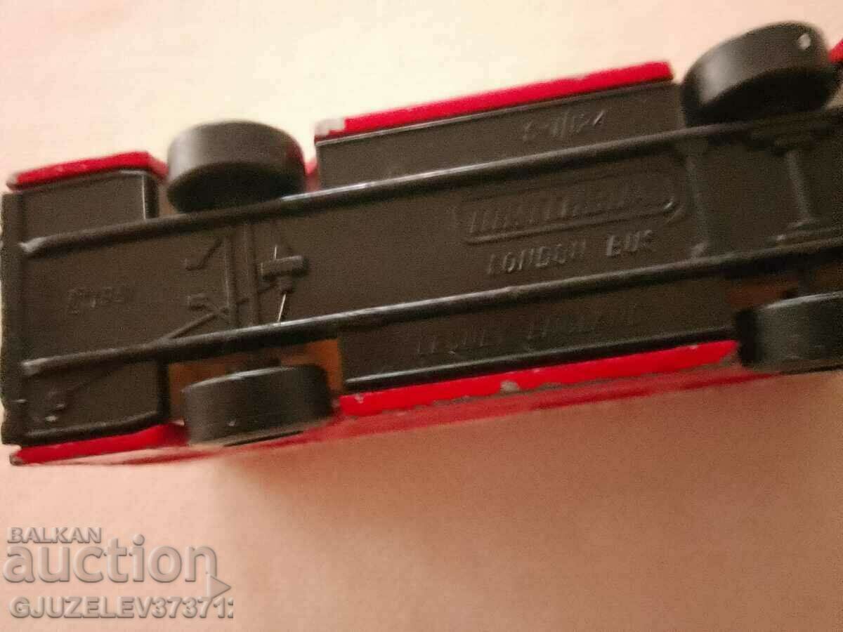 Delivery of OLD METAL TROLLEY DOUBLE DECK LONDON BUS matchbox