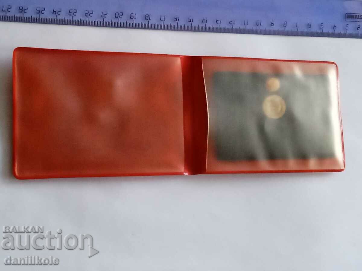 *$*Y*$* OLD CASED MINT BADGES - EXCELLENT *$*Y*$* - 6 *$*Y*$* OLD CASED MINT BADGES - EXCELLENT *$*Y*$* - 6