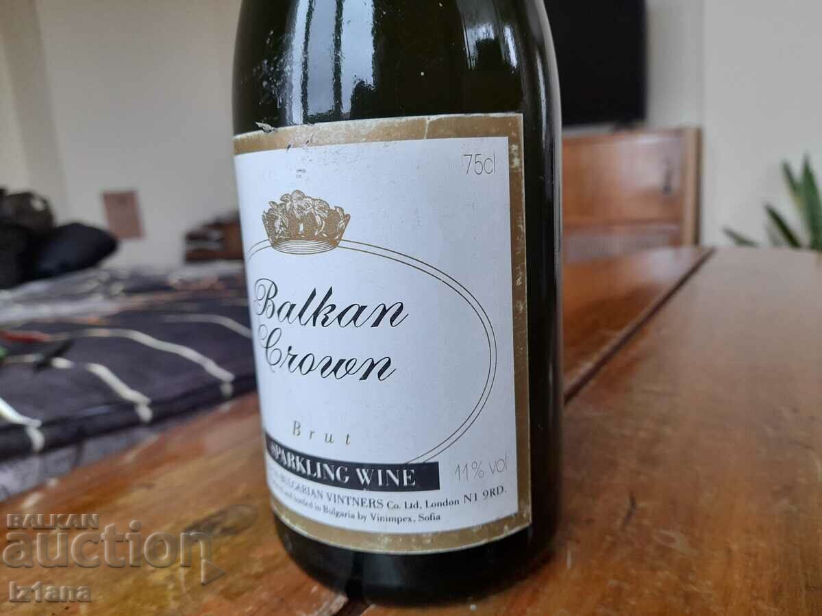 Auction Old bottle of Balkan Crown wine Auction Old bottle of Balkan Crown wine