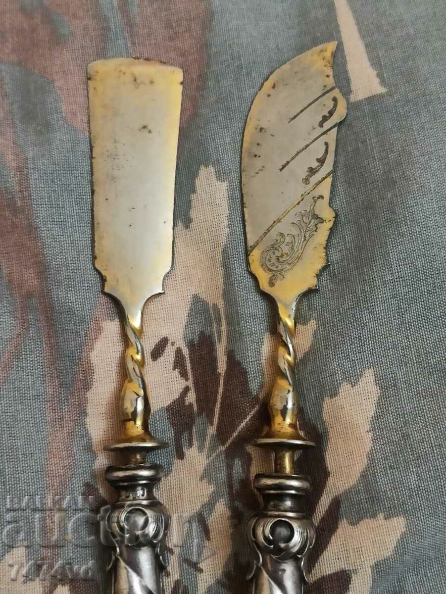 Auction 2 ANTIQUE SILVER SERVERS Auction 2 ANTIQUE SILVER SERVERS