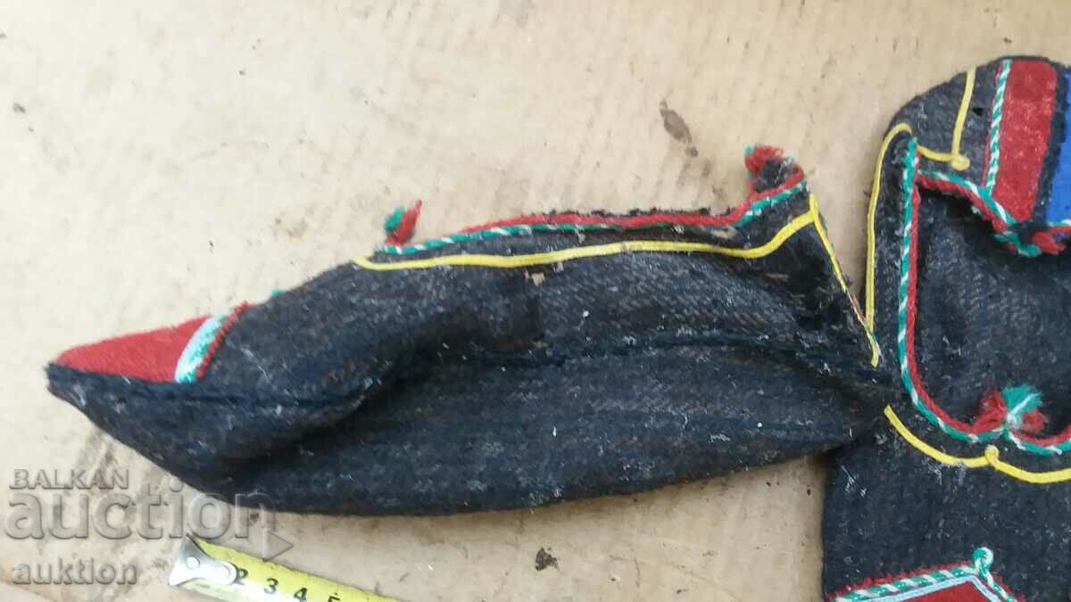 Auction OLD RHODESIAN SHOES Auction OLD RHODESIAN SHOES