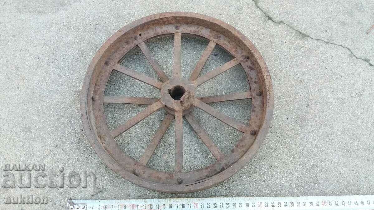 Auction RENAISSANCE SOLID METAL WHEEL Auction RENAISSANCE SOLID METAL WHEEL