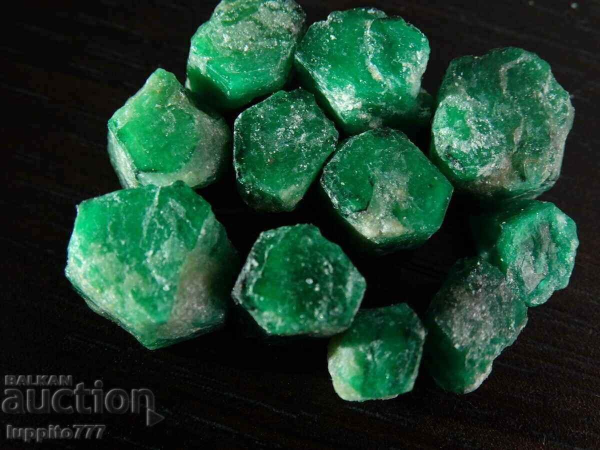 natural emerald beryl on matrix unique lot 73.10 carats - 5