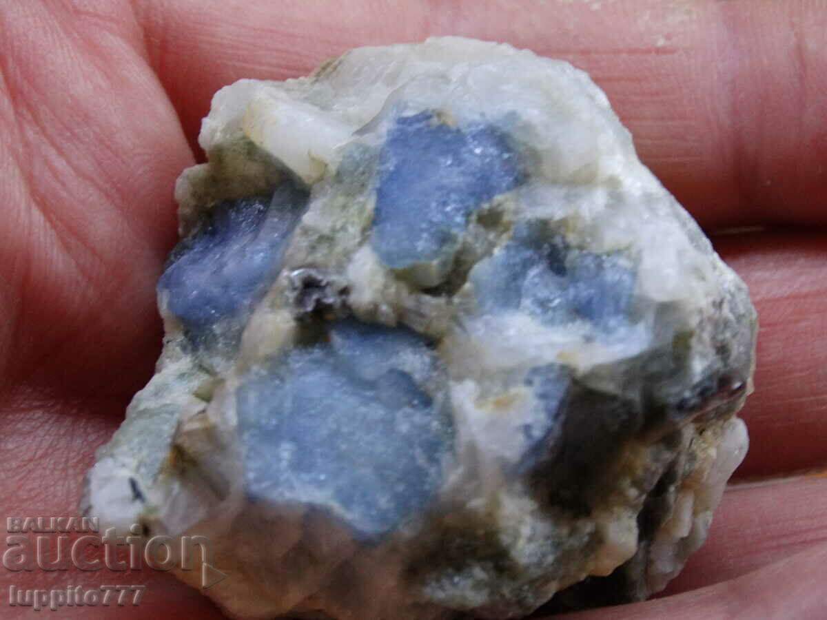 natural beryl aquamarine on matrix 333.35 carats with price 275.00 BGN | € 140.61 natural beryl aquamarine on matrix 333.35 carats with price 275.00 BGN | € 140.61