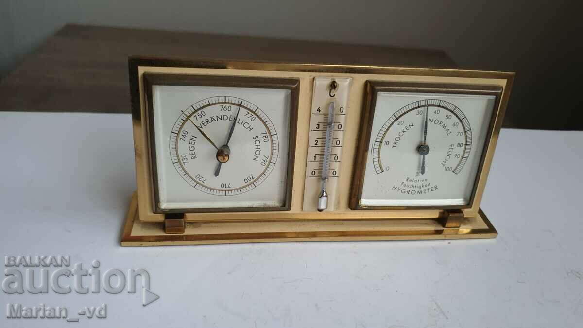 Tabletop Barometer, Thermometer and Weather Station
