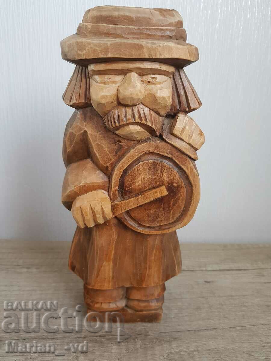 Figura veche din lemn