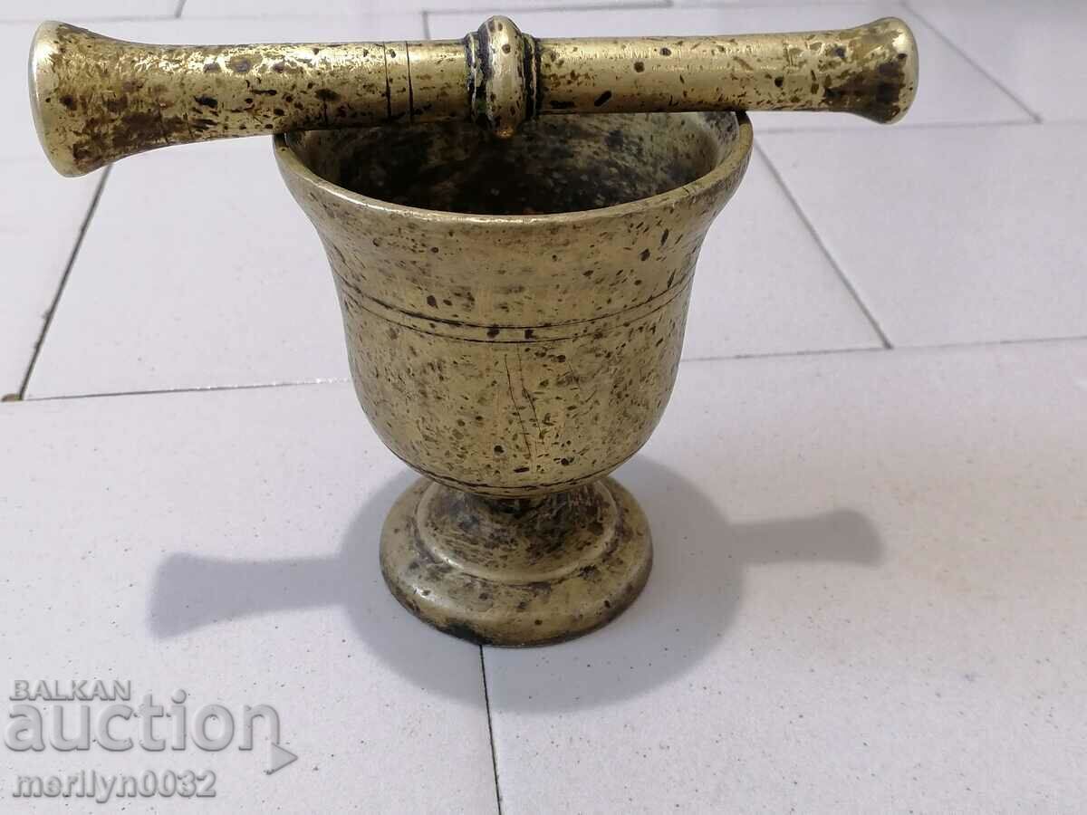 Old bronze mortar, pestle, mortar with price 69.00 BGN | € 35.28 Old bronze mortar, pestle, mortar with price 69.00 BGN | € 35.28