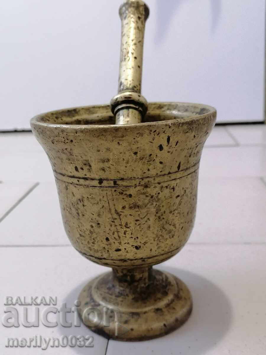Delivery of Old bronze mortar, pestle, mortar Delivery of Old bronze mortar, pestle, mortar