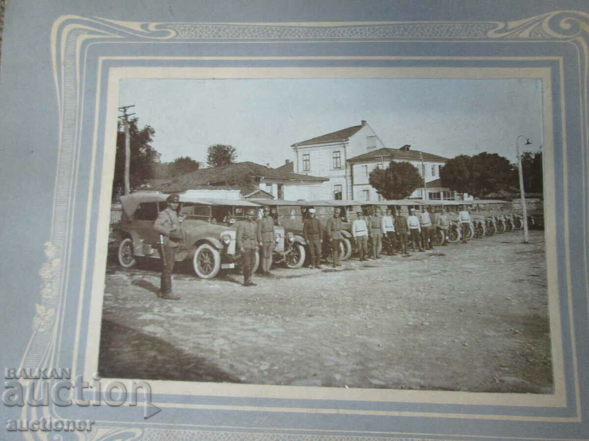 Παλαιά στρατιωτικά αυτοκίνητα αυτοκινήτων φωτογραφιών με τιμή 50.00 BGN | € 25.56 Παλαιά στρατιωτικά αυτοκίνητα αυτοκινήτων φωτογραφιών με τιμή 50.00 BGN | € 25.56