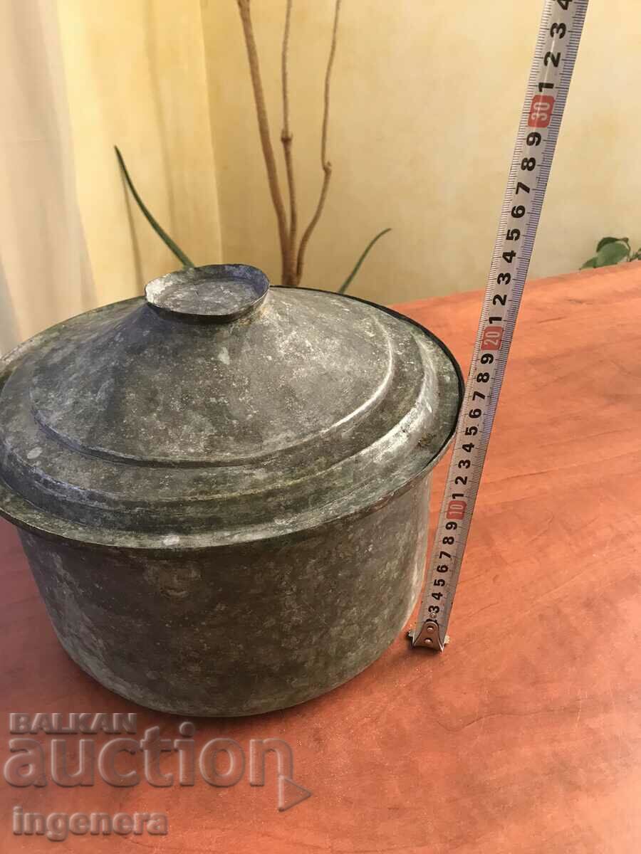 ANTIQUE DEEP AND HUGE COPPER POT POT with price 88.00 BGN | € 44.99 ANTIQUE DEEP AND HUGE COPPER POT POT with price 88.00 BGN | € 44.99
