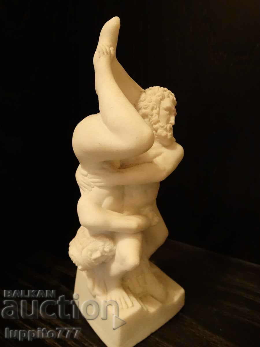 Sculpture statuette stylized antique replica with price 125.00 BGN | € 63.91 Sculpture statuette stylized antique replica with price 125.00 BGN | € 63.91