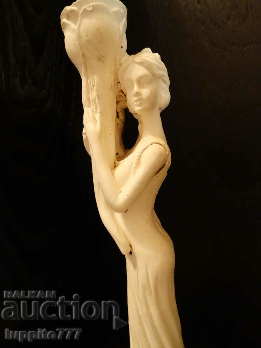 Sculpture statuette stylized female figure with price 135.00 BGN | € 69.02 Sculpture statuette stylized female figure with price 135.00 BGN | € 69.02