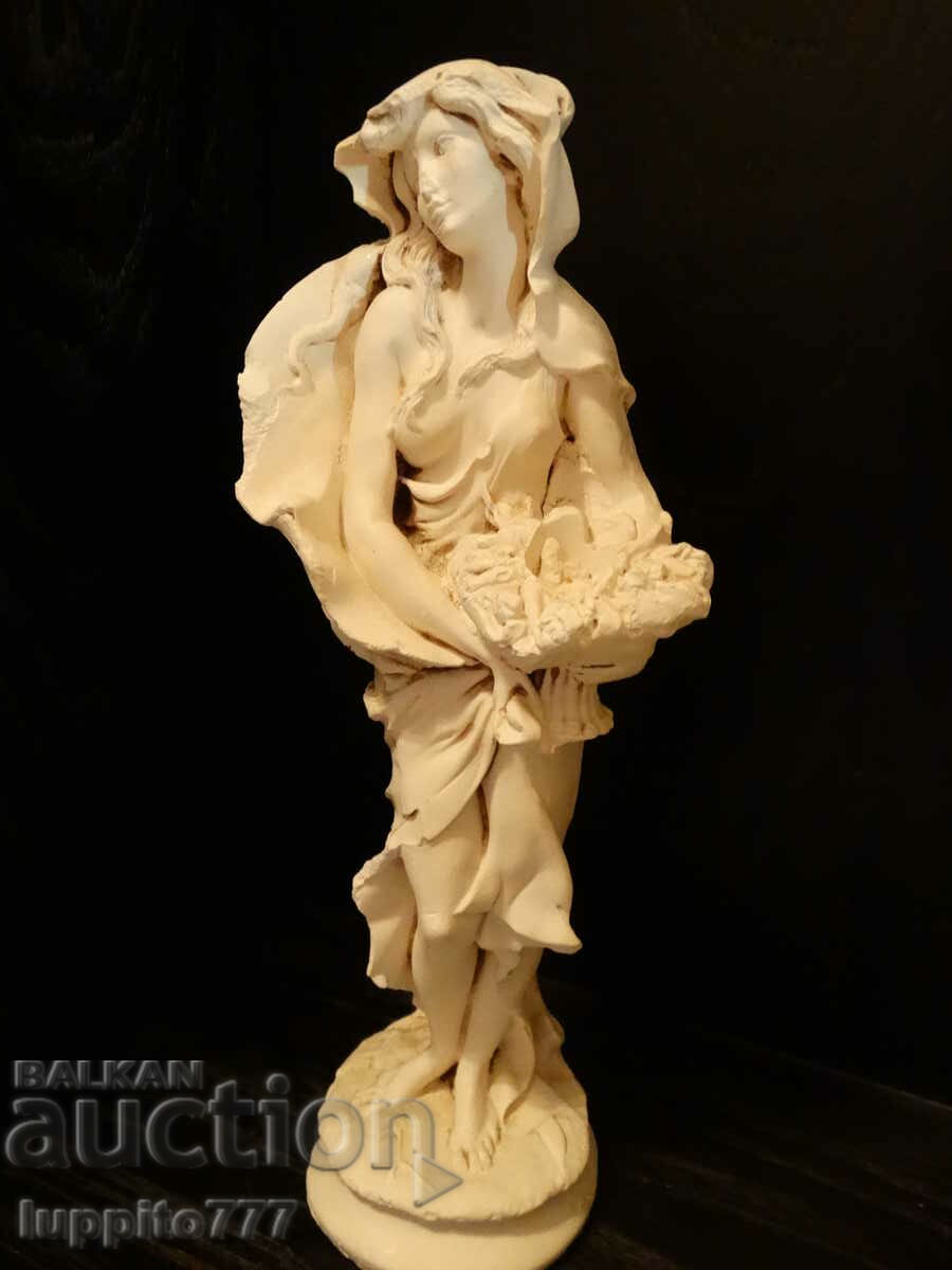 Sculptura statueta figura feminina stilizata