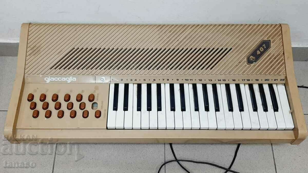 Стара италианска йоника Giaccaglia 407(7.1) Стара италианска йоника Giaccaglia 407(7.1)