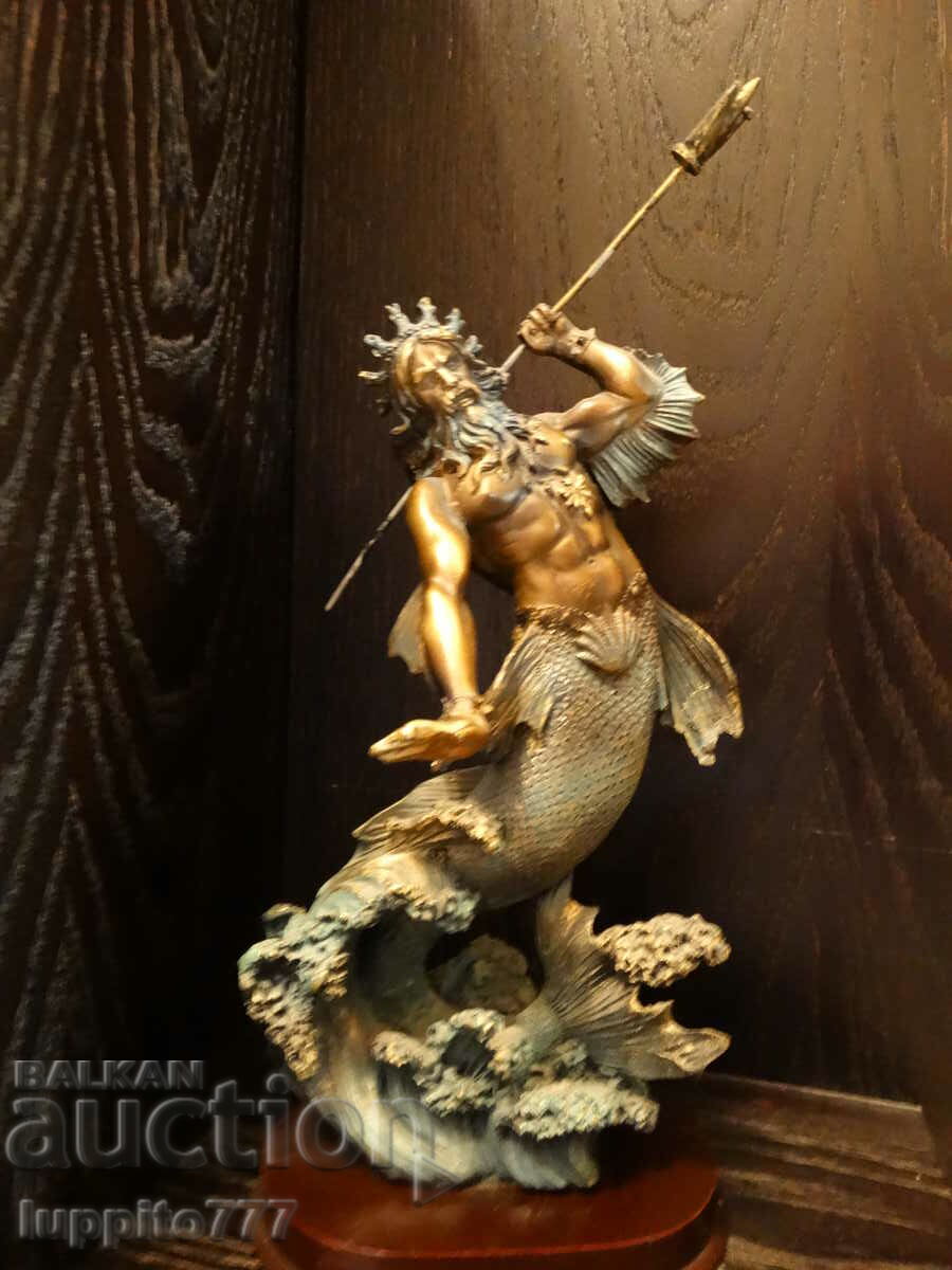 Sculptură statuetă figură stilizată a lui Neptun