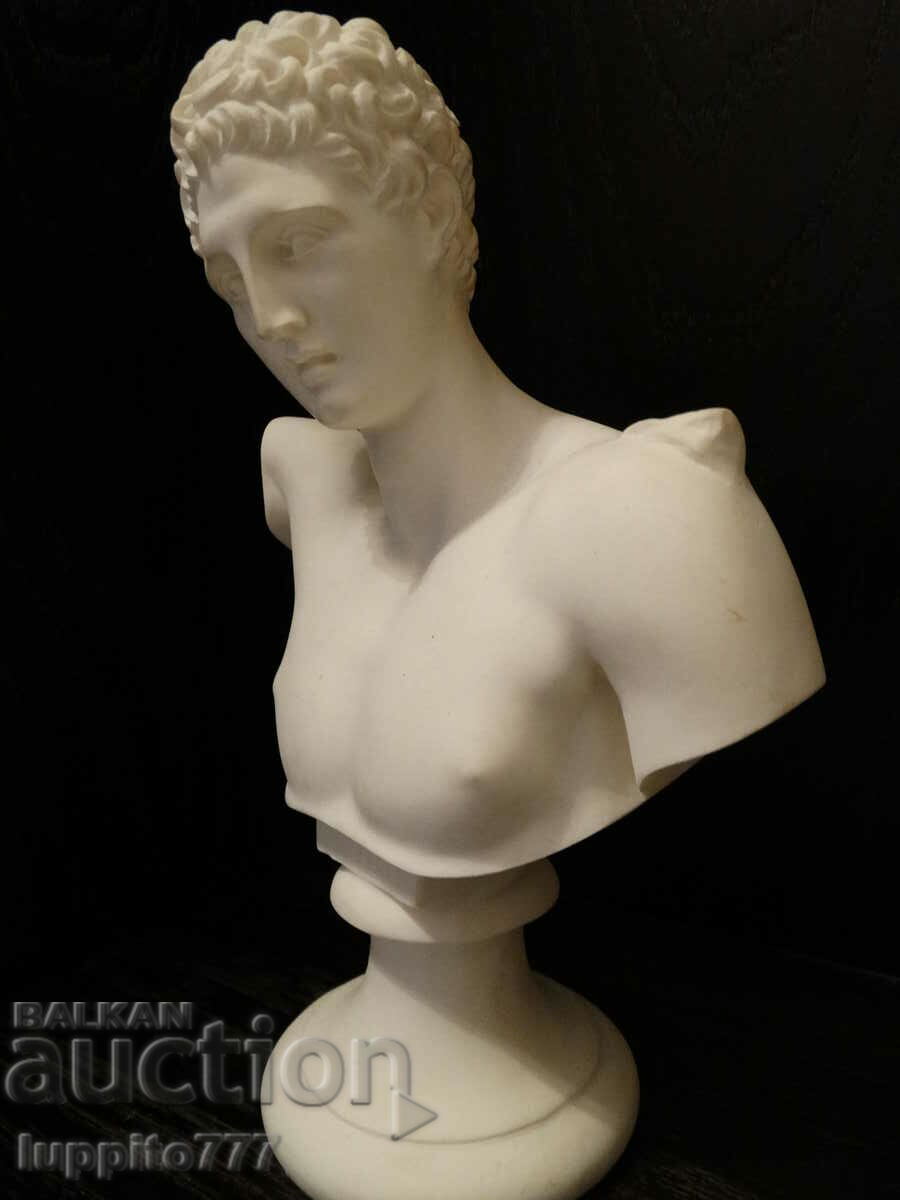 Auction Sculpture statuette stylized ancient Apollo Auction Sculpture statuette stylized ancient Apollo