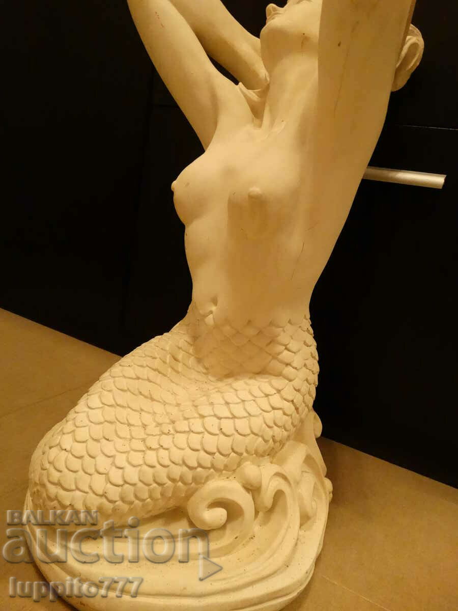 Γλυπτό αγαλματίδιο γυναικείας μορφής ΝΥΜΦΗ με τιμή 755.00 BGN | € 386.03