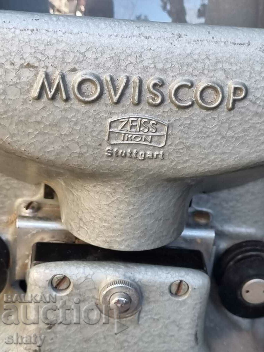 Old film camera. Zess Icon with price 85.00 BGN | € 43.46 Old film camera. Zess Icon with price 85.00 BGN | € 43.46