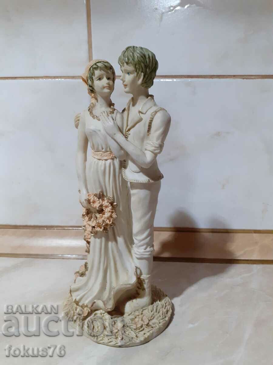 A great beautiful figurine of lovers with price 90.00 BGN | € 46.02 A great beautiful figurine of lovers with price 90.00 BGN | € 46.02