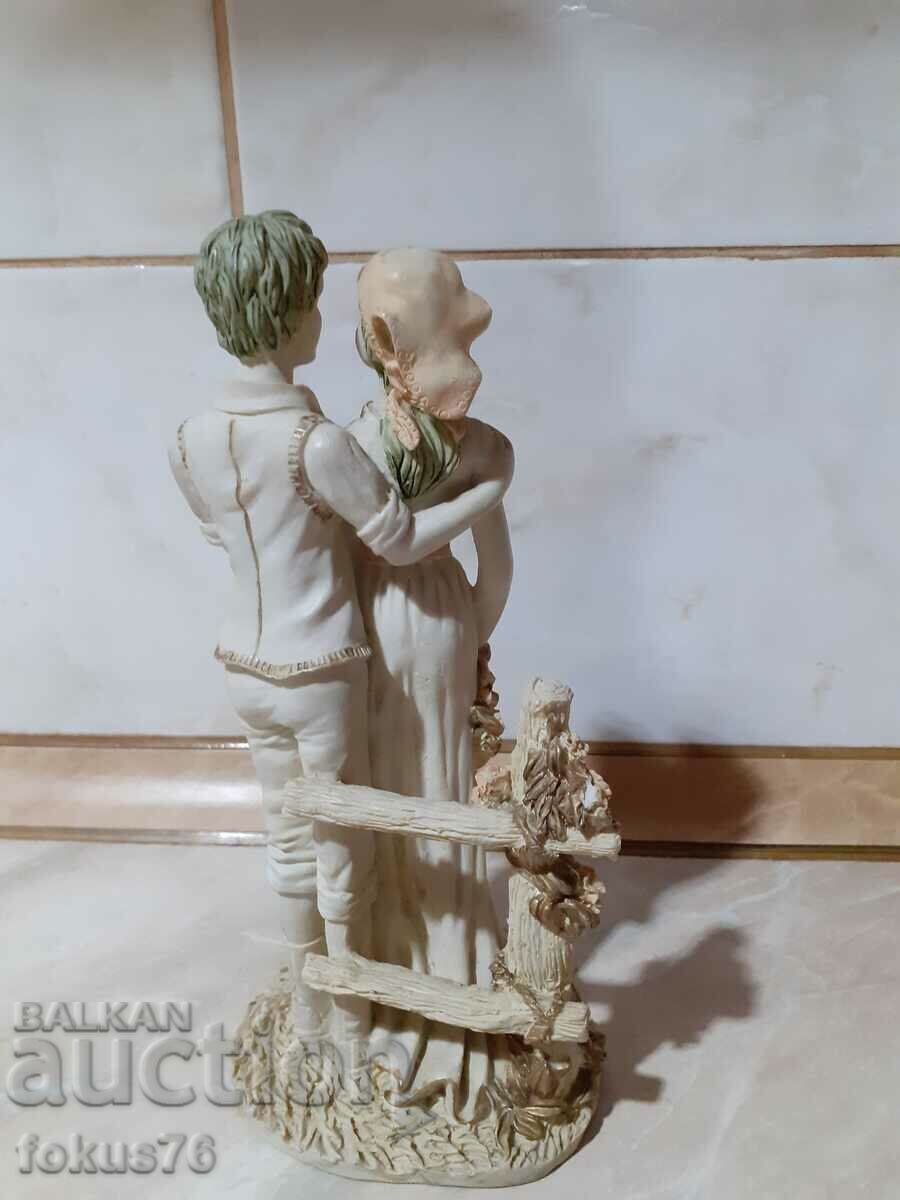 A great beautiful figurine of lovers - 6 A great beautiful figurine of lovers - 6
