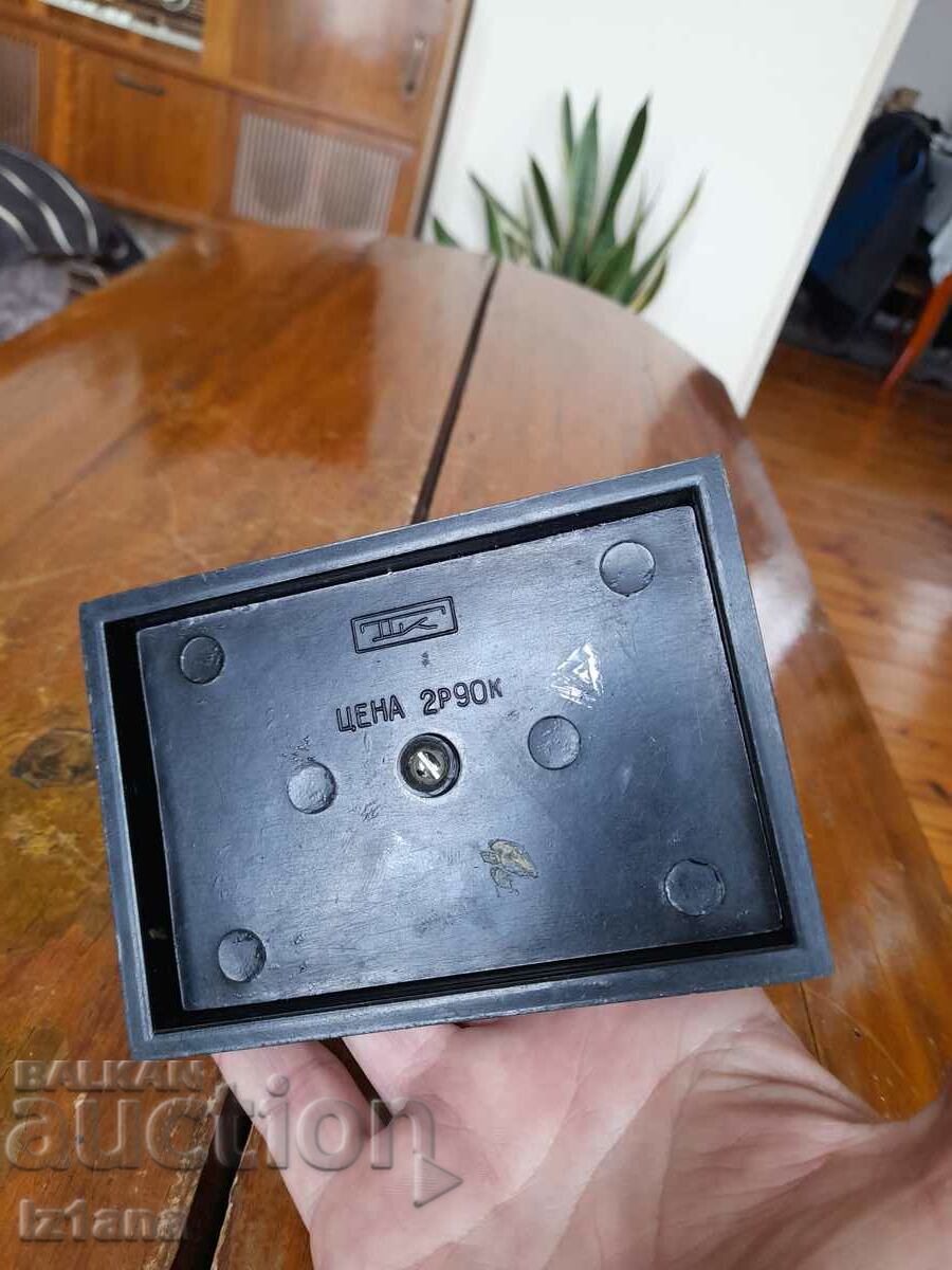 Delivery of Old souvenir thermometer Delivery of Old souvenir thermometer