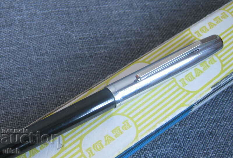 Old pen PEVDI box with price 20.00 BGN | € 10.23 Old pen PEVDI box with price 20.00 BGN | € 10.23