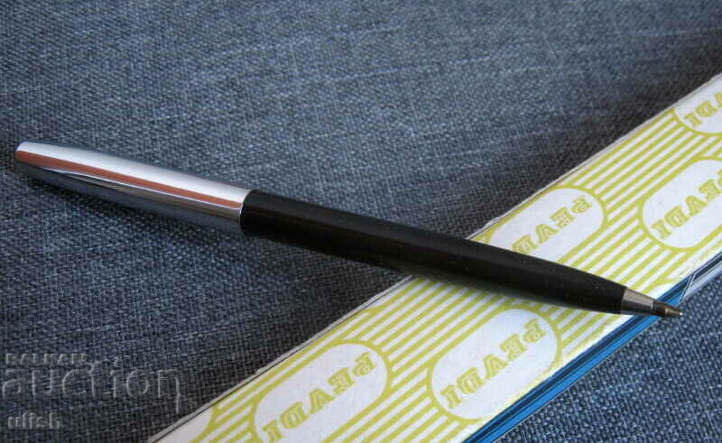 Auction Old pen PEVDI box Auction Old pen PEVDI box