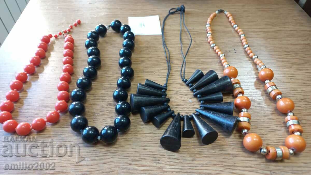 Jewelery and ornaments lot 14 with price 9.00 BGN | € 4.60