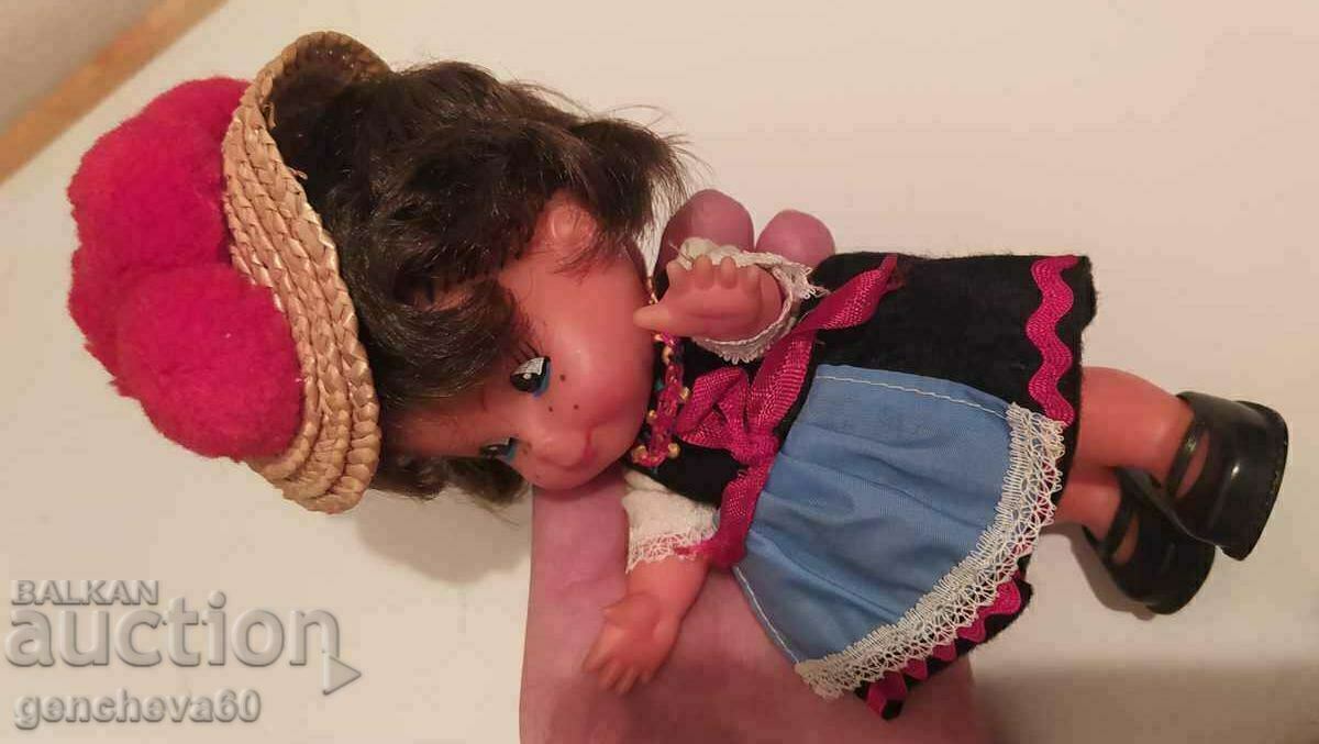 Vintage doll in traditional Black Forest costume - 6