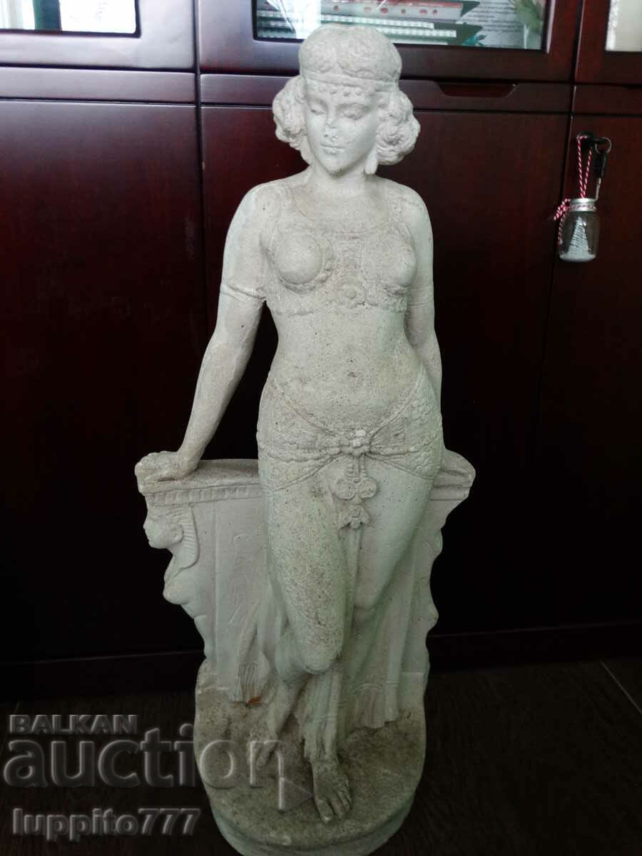 Sculpture stylized female figure handmade concrete with price 1250.00 BGN | € 639.11 Sculpture stylized female figure handmade concrete with price 1250.00 BGN | € 639.11