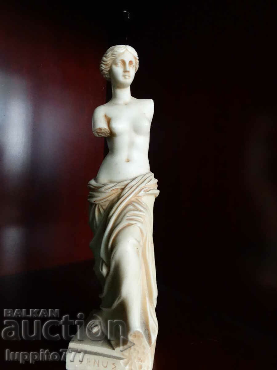 Sculpture statuette antique VENUS with price 170.00 BGN | € 86.92 Sculpture statuette antique VENUS with price 170.00 BGN | € 86.92