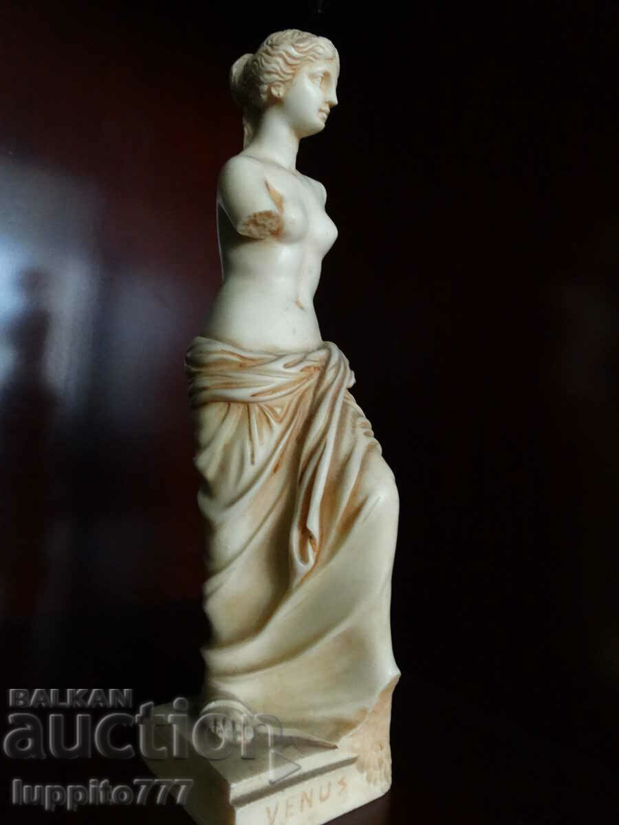 Скулптура статуетка антична  ВЕНЕРА